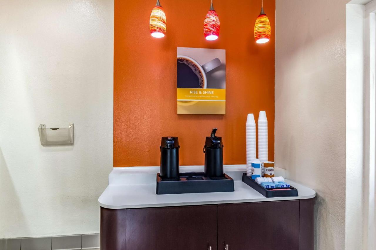 Motel 6-Raleigh, Nc - קרי מראה חיצוני תמונה