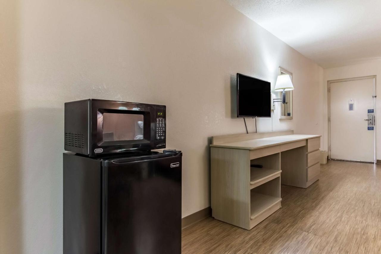 Motel 6-Raleigh, Nc - קרי מראה חיצוני תמונה